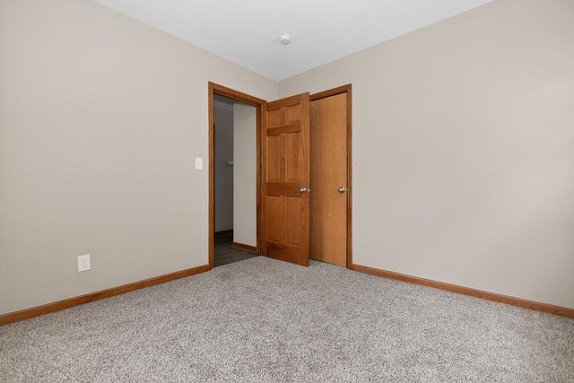4806 W Hampton AVENUE, Milwaukee, WI 53218