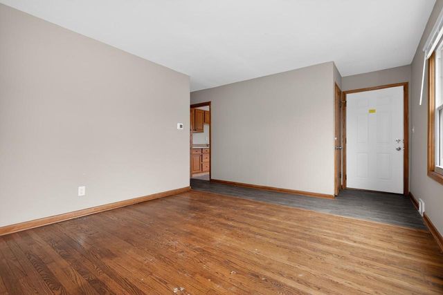 4806 W Hampton AVENUE, Milwaukee, WI 53218