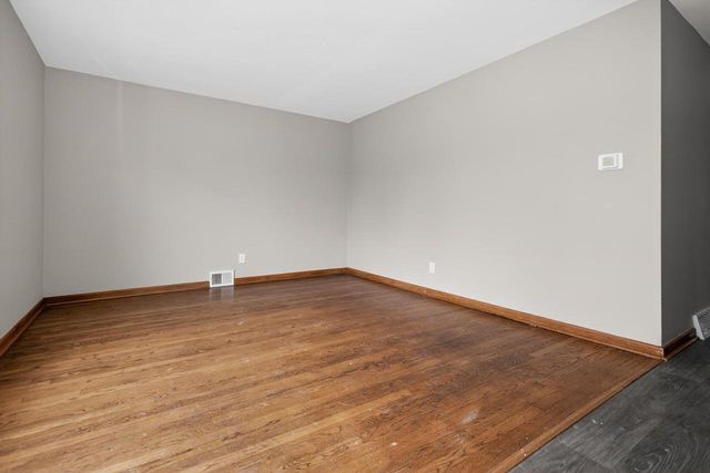 4806 W Hampton AVENUE, Milwaukee, WI 53218
