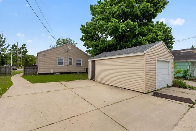 4806 W Hampton AVENUE, Milwaukee, WI 53218