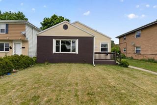4806 W Hampton AVENUE, Milwaukee, WI 53218