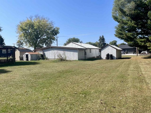 1207 21st Street, Brodhead, WI 53520