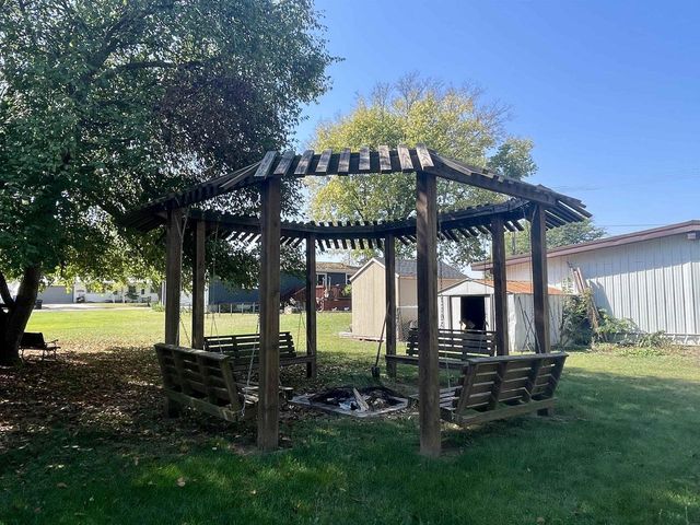 1207 21st Street, Brodhead, WI 53520