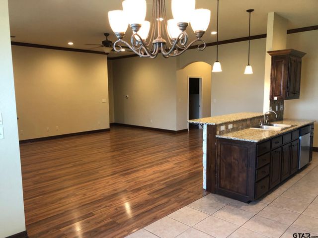 1575 Skidmore, Tyler, TX 75703
