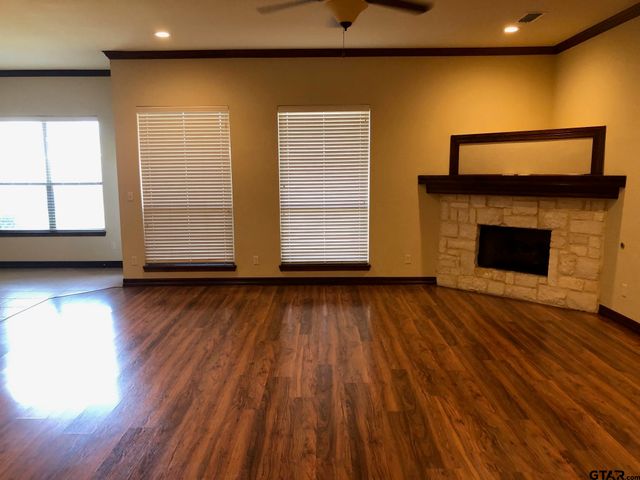 1575 Skidmore, Tyler, TX 75703