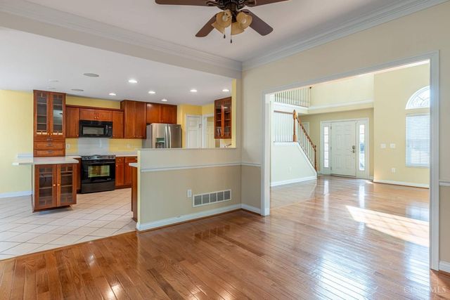 5075 Long Meadow Drive, Middletown, OH 45005