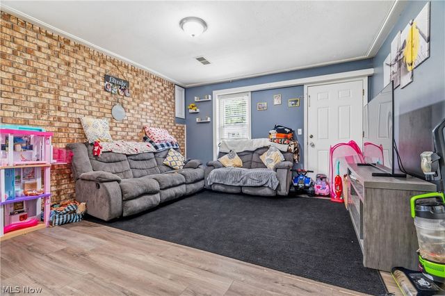 144 52nd Street SW, Canton, OH 44706