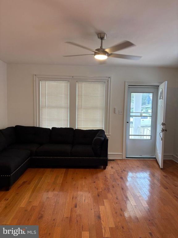 9526 DUNGAN RD, PHILADELPHIA, PA 19115 — photo 2