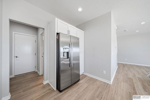 1039 Titan Drive, Hickman, NE 68372