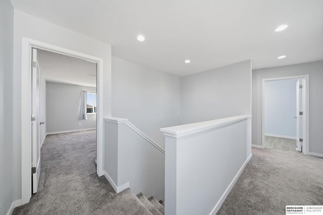 1039 Titan Drive, Hickman, NE 68372