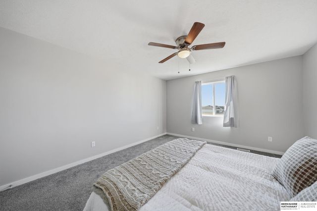 1039 Titan Drive, Hickman, NE 68372