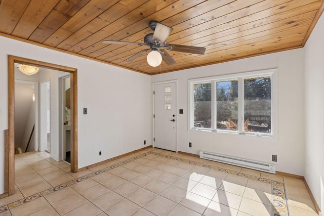 2079 Upper Saint Dennis Road, Saint Paul, MN 55116