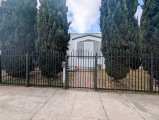 2000 94Th Ave, Oakland, CA 94603