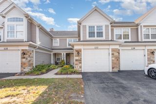 135 President Court 135, Carol Stream, IL 60188