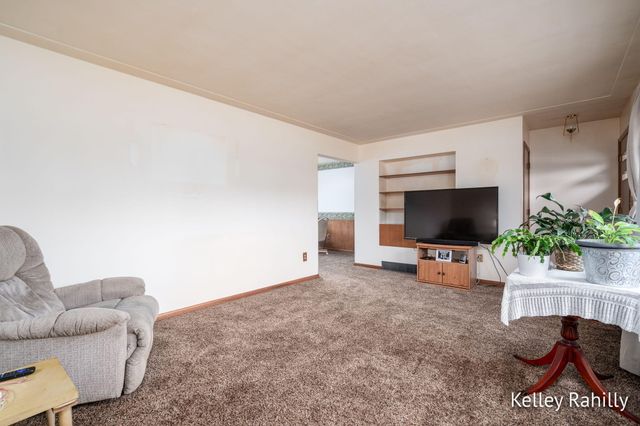 2762 100th Street SE, Caledonia, MI 49316