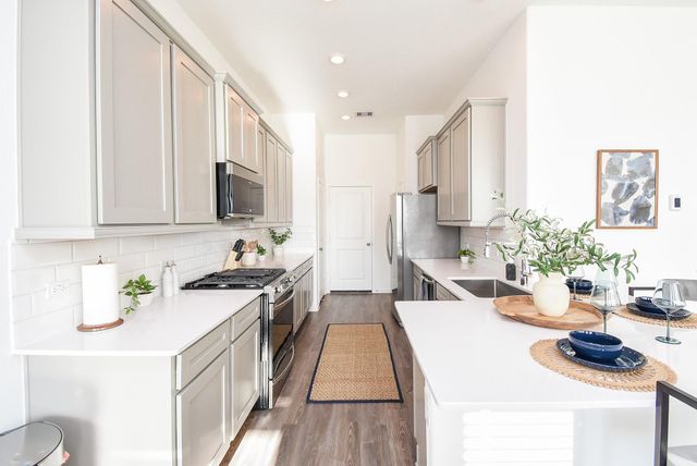 5618 Amber Brook, Fulshear, TX 77441