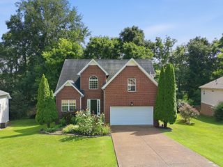 2070 Dinan Court, Spring Hill, TN 37174