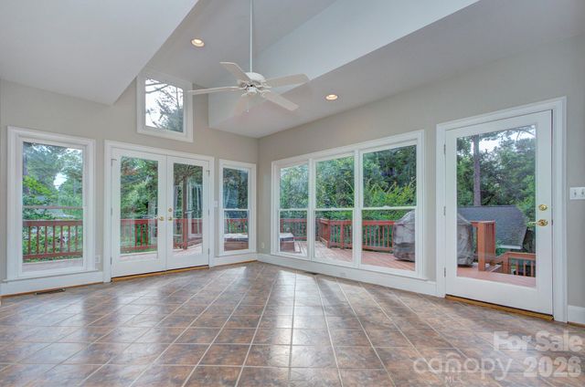 2000 Victorian Place, Charlotte, NC 28203