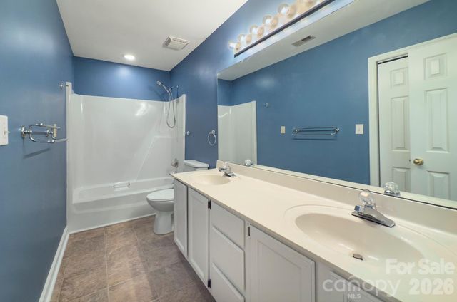 2000 Victorian Place, Charlotte, NC 28203