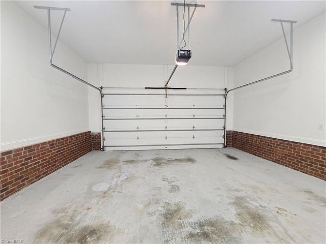 3401 Old Barn Road, Greensboro, NC 27410