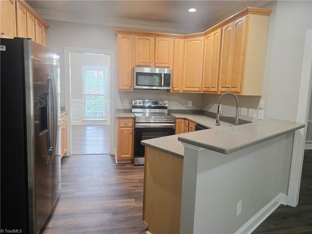 3401 Old Barn Road, Greensboro, NC 27410