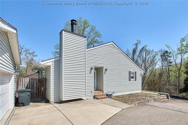 1530 Loudon Heights Road, Charleston, WV 25314