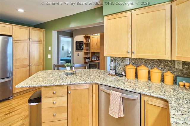 1530 Loudon Heights Road, Charleston, WV 25314