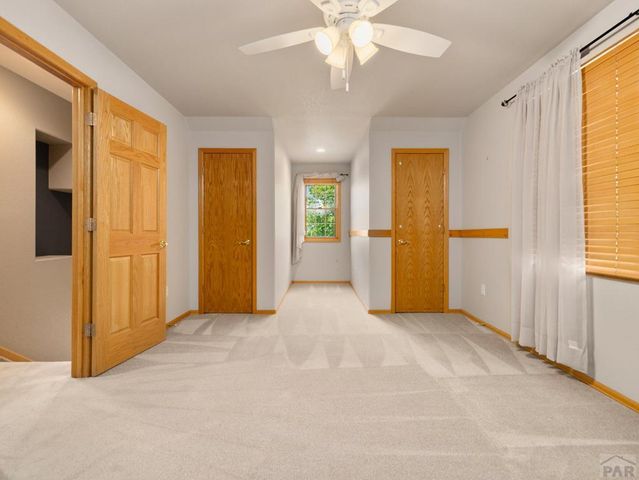 1180 S Oakleaf Dr, Pueblo West, CO 81007