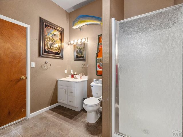 1180 S Oakleaf Dr, Pueblo West, CO 81007