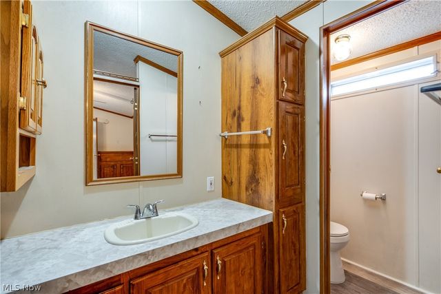 18592 Edwards Road 223, Doylestown, OH 44230