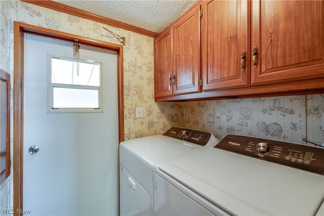 18592 Edwards Road 223, Doylestown, OH 44230