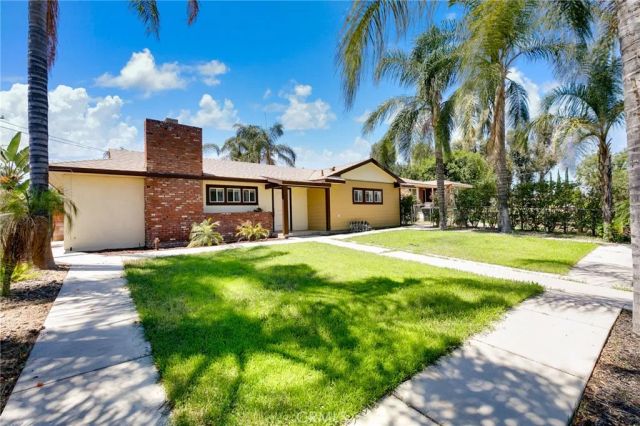 530 W C St, Colton, CA 92324