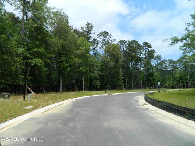 5518 Maluhia Cove, Diamondhead, MS 39525
