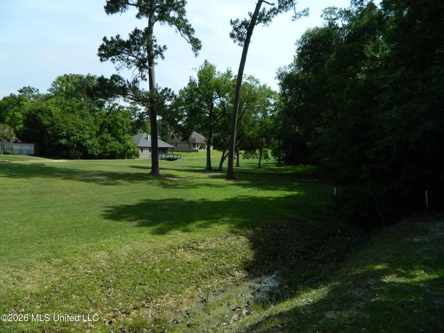 5518 Maluhia Cove, Diamondhead, MS 39525