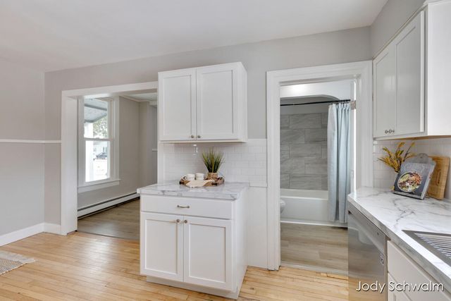 1407 Montgomery Avenue, Muskegon City, MI 49441