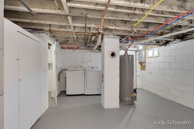 1407 Montgomery Avenue, Muskegon City, MI 49441