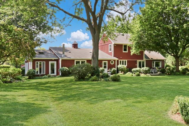 33925 N Fischer Drive, Ingleside, IL 60041
