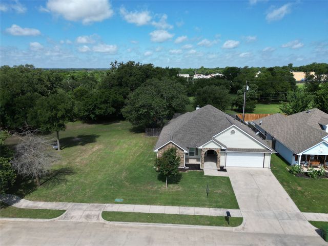 229 Firefly Drive, Springtown, TX 76082