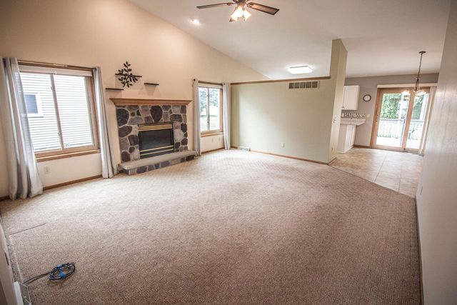 772 Acadia AVENUE, West Bend, WI 53095