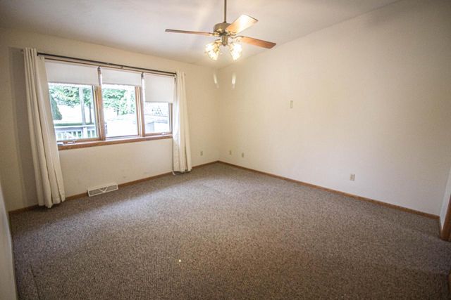 772 Acadia AVENUE, West Bend, WI 53095