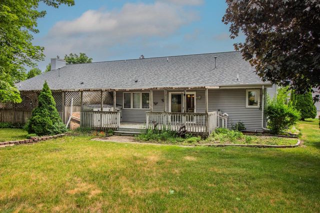 772 Acadia AVENUE, West Bend, WI 53095