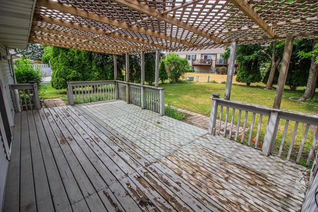 772 Acadia AVENUE, West Bend, WI 53095