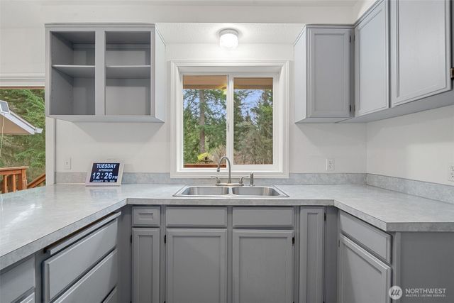 14630 Arrowood Lane SE, Tenino, WA 98589