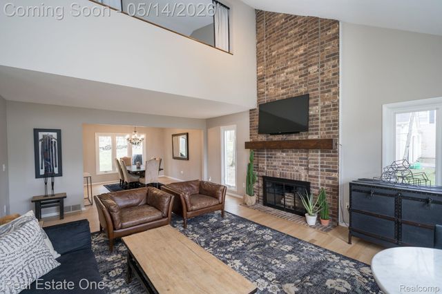 6464 Deer Ridge Drive, Independence Charter Township, MI 48348