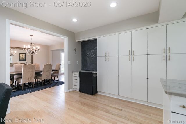 6464 Deer Ridge Drive, Independence Charter Township, MI 48348