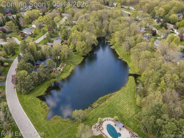 6464 Deer Ridge Drive, Independence Charter Township, MI 48348