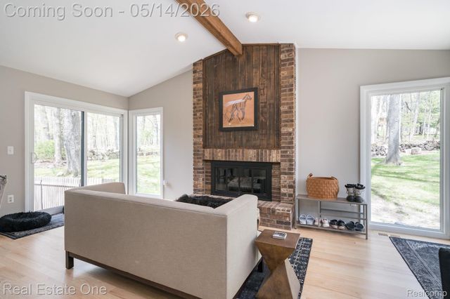 6464 Deer Ridge Drive, Independence Charter Township, MI 48348