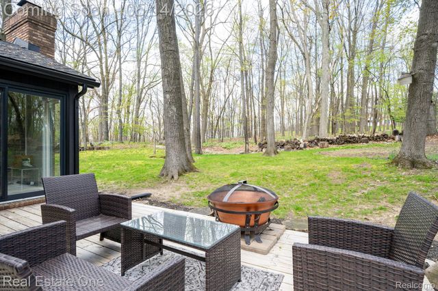 6464 Deer Ridge Drive, Independence Charter Township, MI 48348