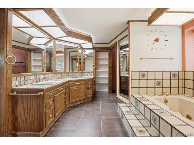3076 Nelson Ct, Lakewood, CO 80215