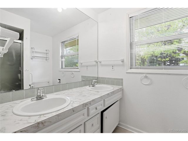 3076 Nelson Ct, Lakewood, CO 80215